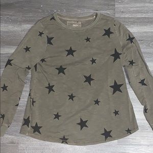 Women’s green and black stars shirt